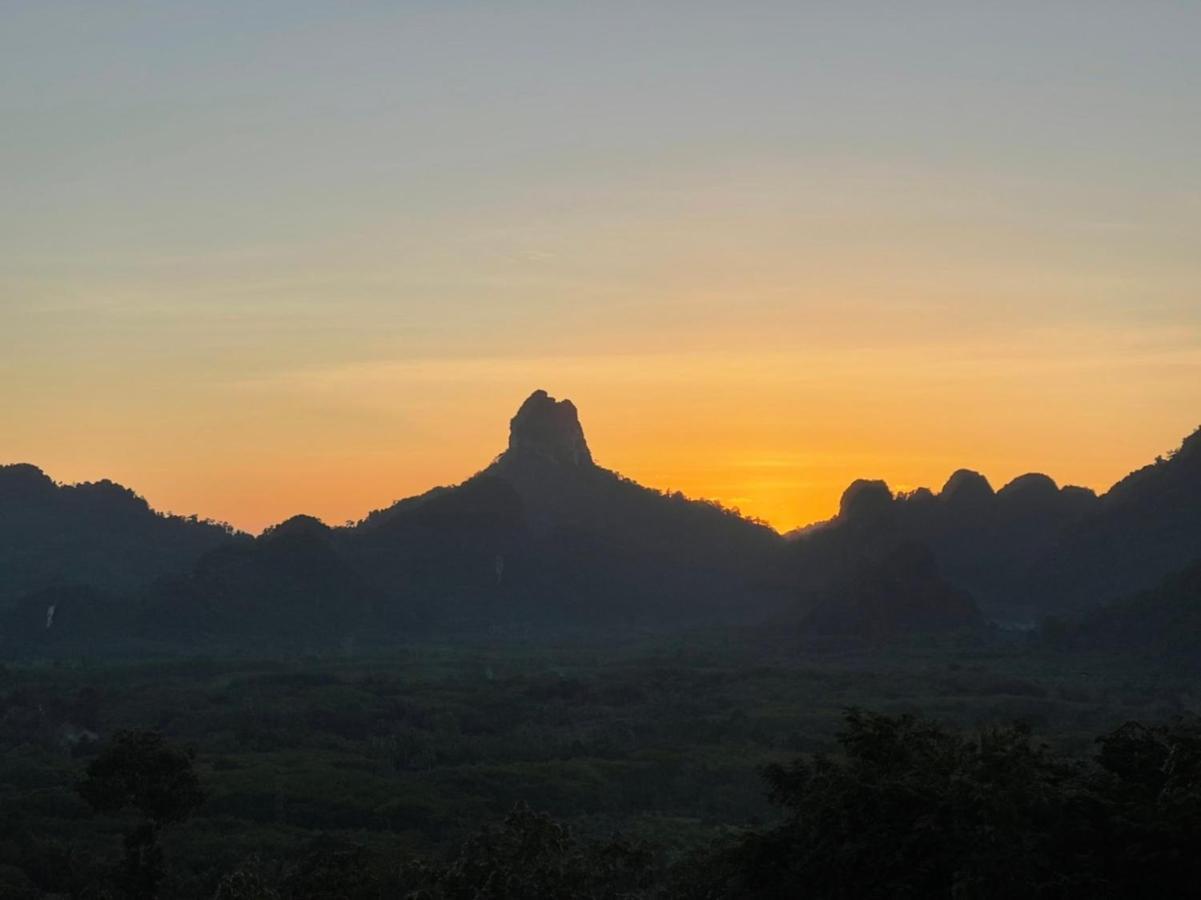 Por Sampao Camp&Resort Ban Pha Saeng Lang Buitenkant foto