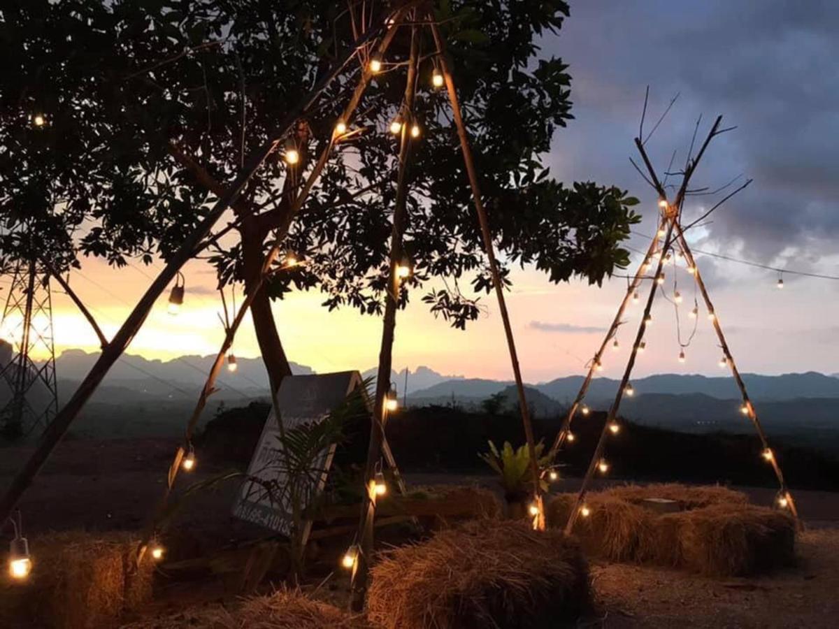 Por Sampao Camp&Resort Ban Pha Saeng Lang Buitenkant foto